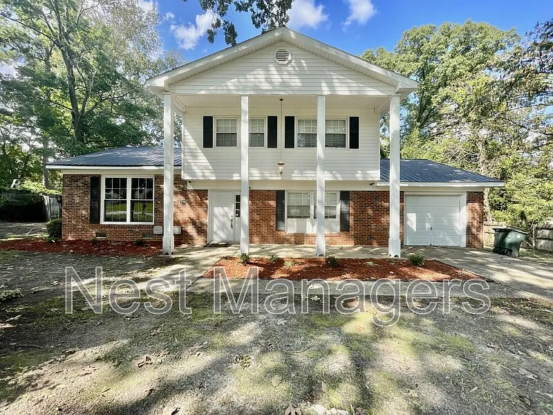 5651 Dodge Dr