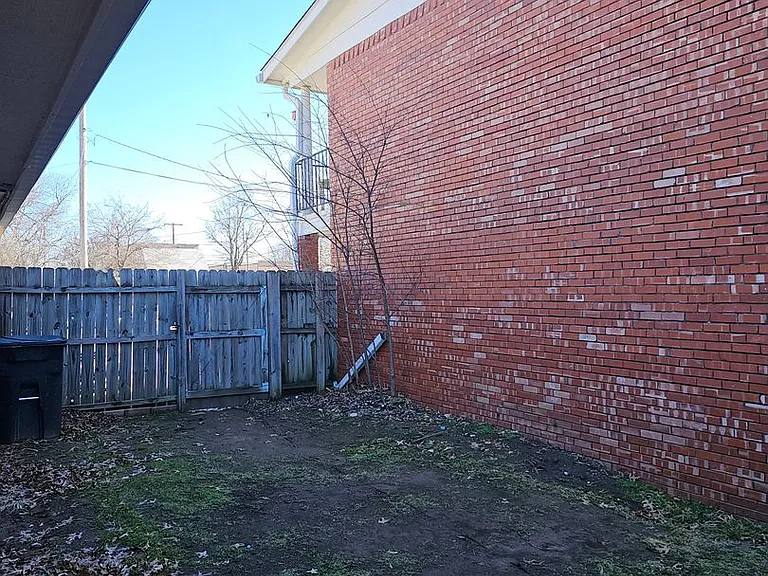 Broadway Apartments in Rose District — Photo 42