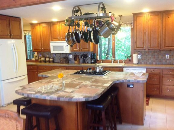 3rd image of 64 Green Dr #17
