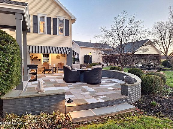 2nd image of 18 Musser Ln