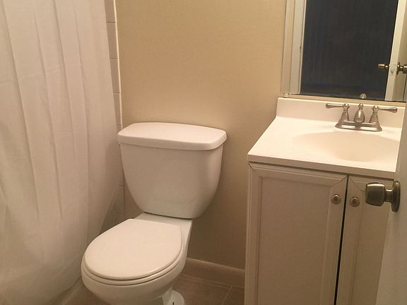 5th image of 7146 Waterside Dr