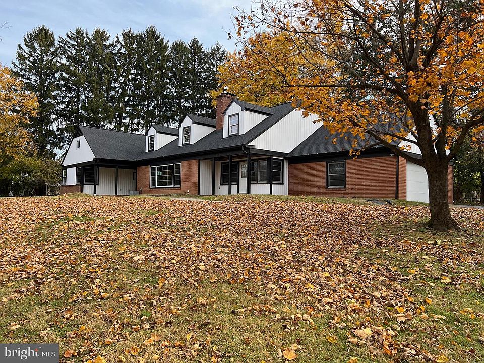 1st image of 202 Museum Rd