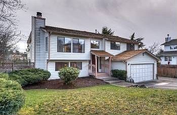 1st image of 3601 Nassau Ave NE