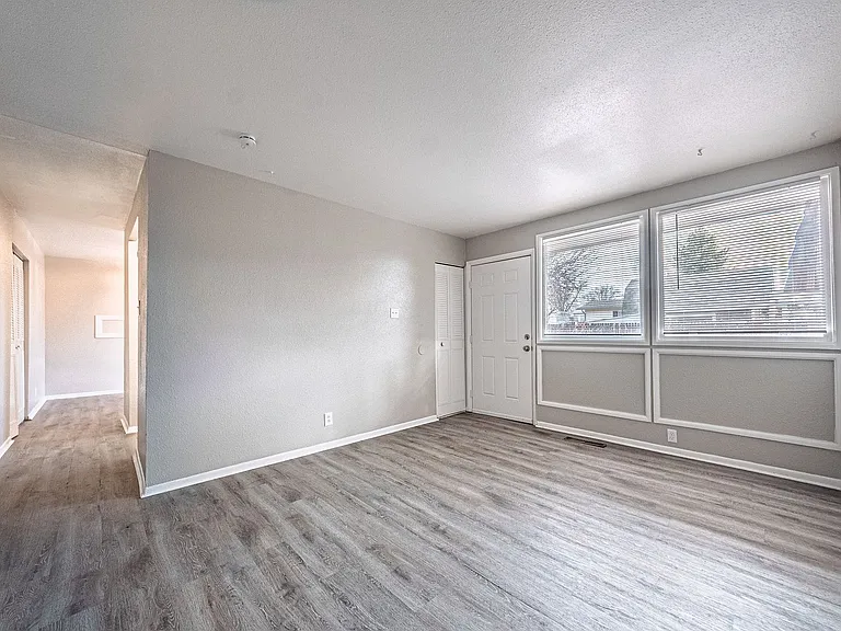 78 Scotland Rd #80 — Photo 15