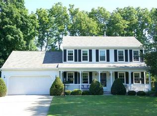 17477 Skyline Dr, South Bend, IN