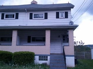 59-60 Glenn Way, Mc Kees Rocks, PA 15136