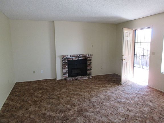 3rd image of 1025 Perdew Ave APT C