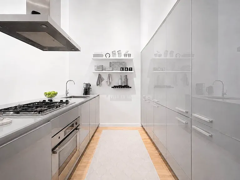 420 W 25th St #1M — Photo 7