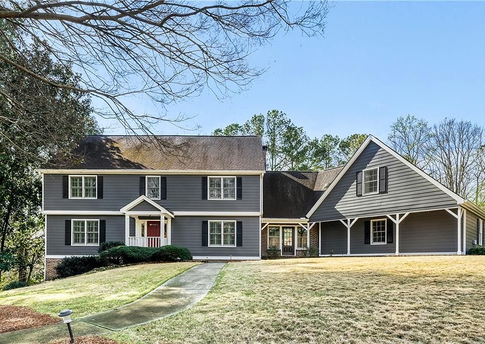 1st image of 2108 Forestglade Dr