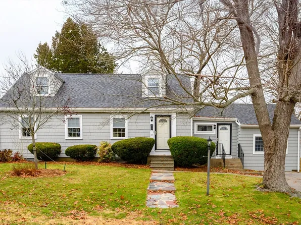 15 Ranger Cir, Weymouth, MA 02190