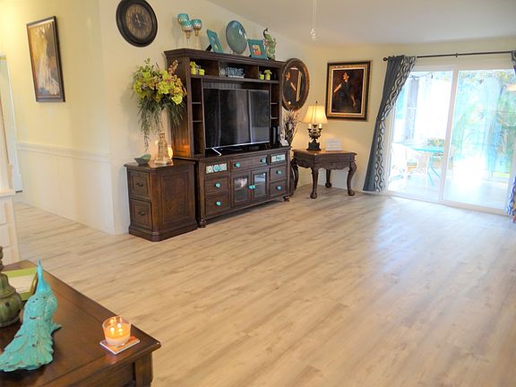 5th image of 4407 San Lucian Ln