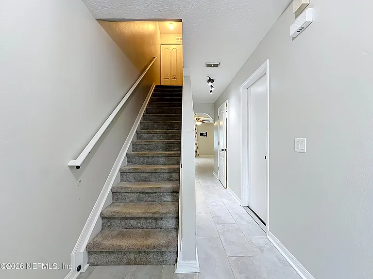 8224 Halls Hammock Ct — Photo 17