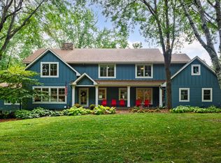 2516 Cross Point Rd, Wayzata, MN 55391