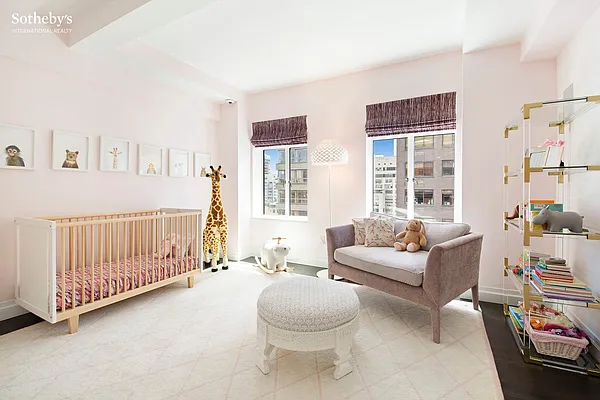 Rented by Sotheby's International Realty | media 26