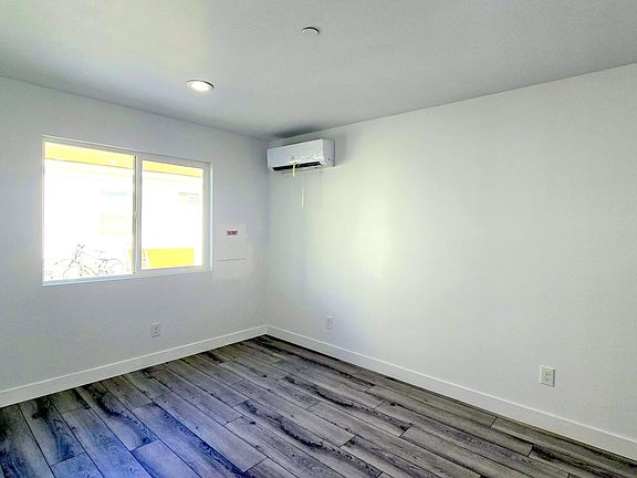 2nd image of 7539 Laurel Ave #2