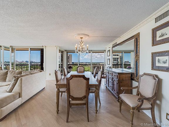 3rd image of 2450 Presidential Way APT 1708