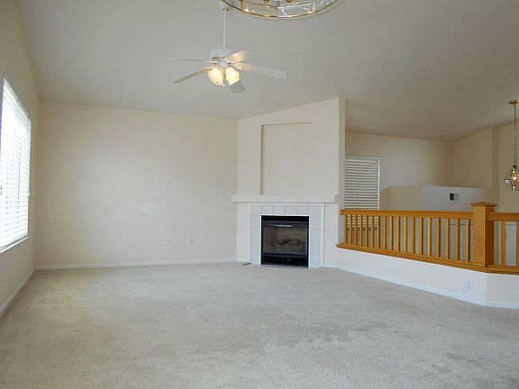 3rd image of 1774 Holly Oak Ct