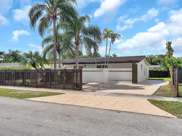 4510 SW 93rd Ct, Miami, FL 33165