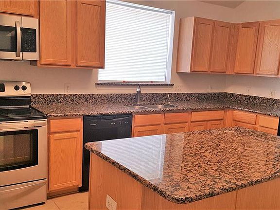 4th image of 1412 Glendover Dr