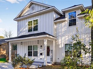 1306 E Waldburg St, Savannah, GA 31404