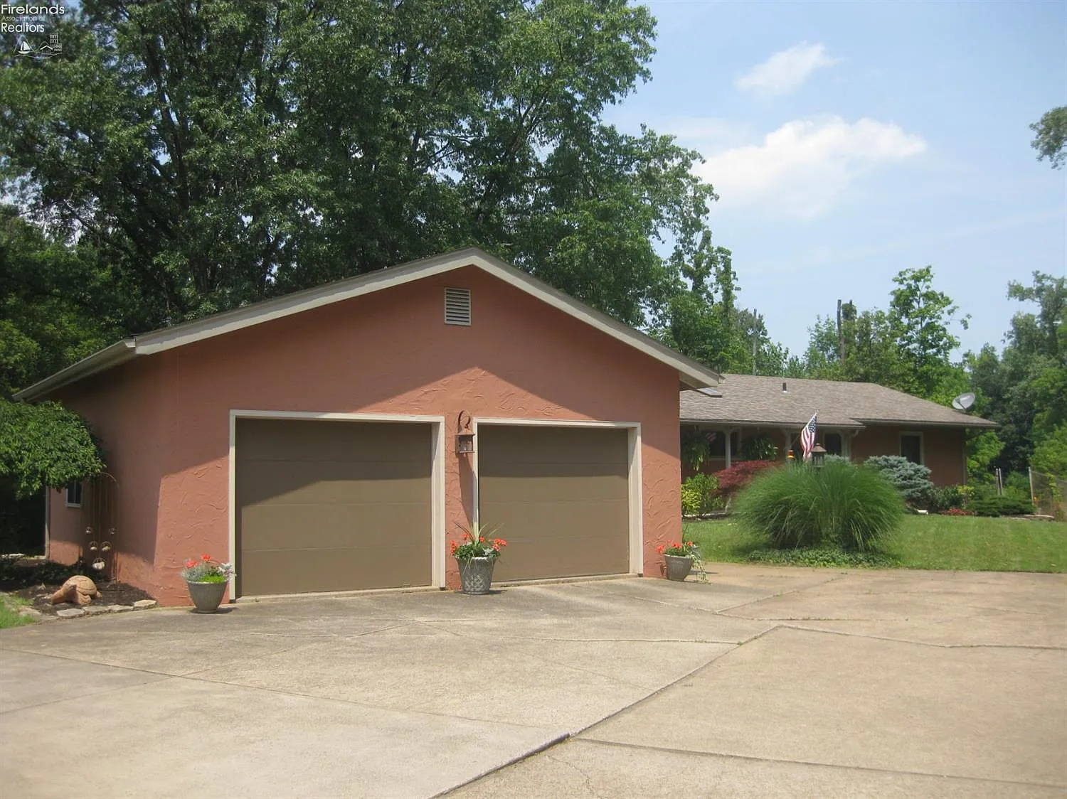 4108 Galloway Rd photo 1