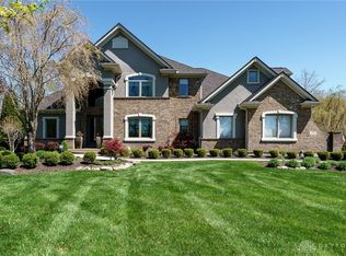 751 Grand Wood Ct, Springboro, OH
