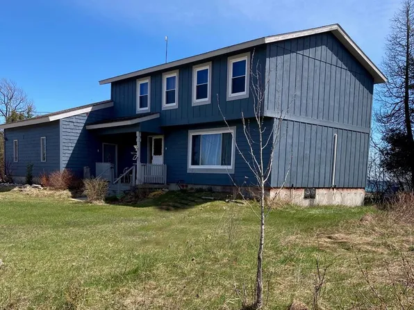 189 Lobdell Point Rd, Washington Island, WI 54246