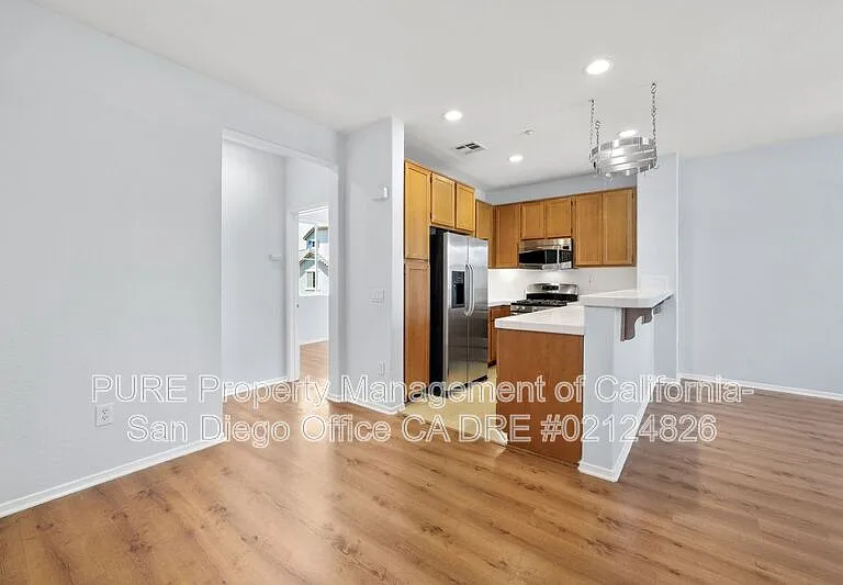 2703 Apricot Ct — Photo 5