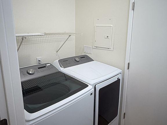 3rd image of 79251 Avenue 42 #79251-3