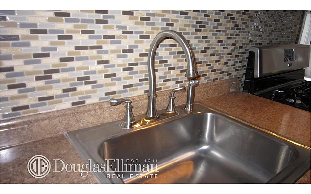 Sold by Douglas Elliman | media 17