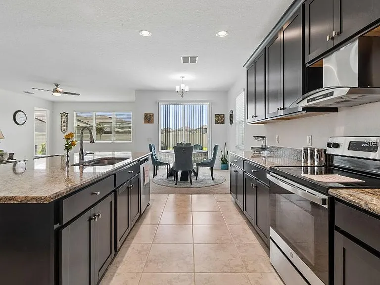 16011 Sonoma Grove Cir — Photo 12