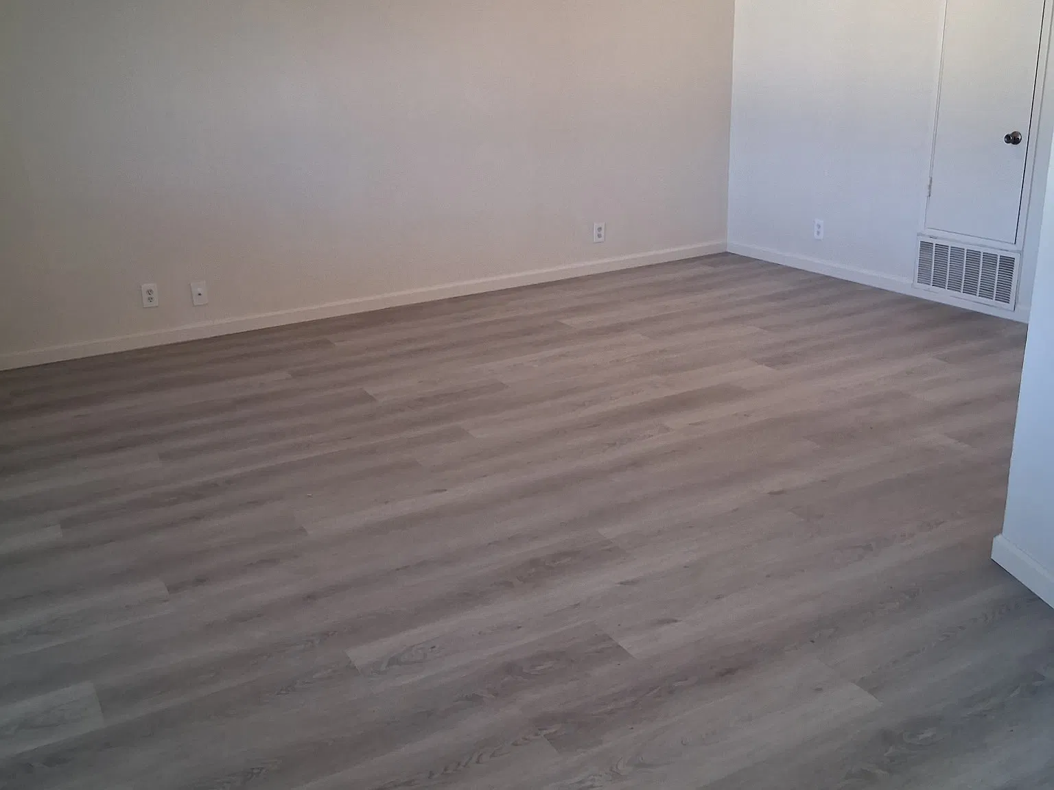2 bed, 800 sqft, $1,450 — Photo 2