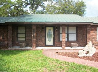 420 Grant St, Labelle, FL 33935
