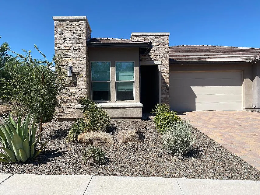2 bed, 2.5 bath, 1679 sqft, $4,500 — Photo 1