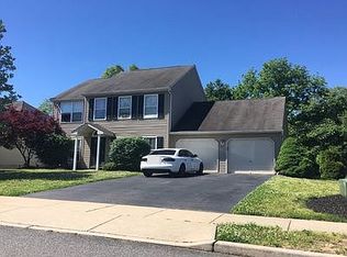 81 Weathervane Dr, Mount Royal, NJ 08061
