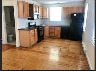 204 Franklin St #3, Cambridge, MA 02139