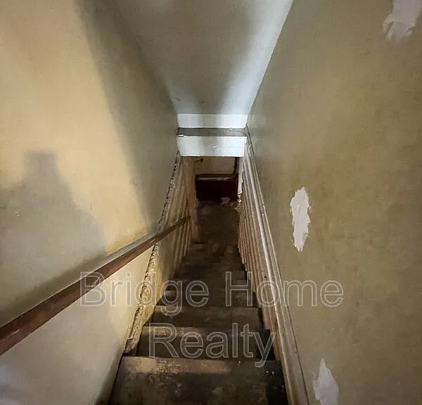 136 S Spring Ave — Photo 42