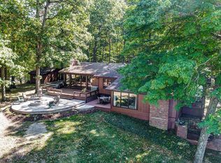 9057 Hawthorne Point, Westerville, OH