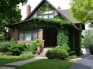 1108 S Washington Ave, Park Ridge, IL 60068