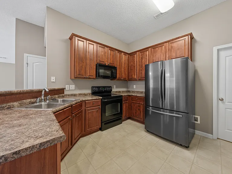 409 Summer Cove Cir NW — Photo 9