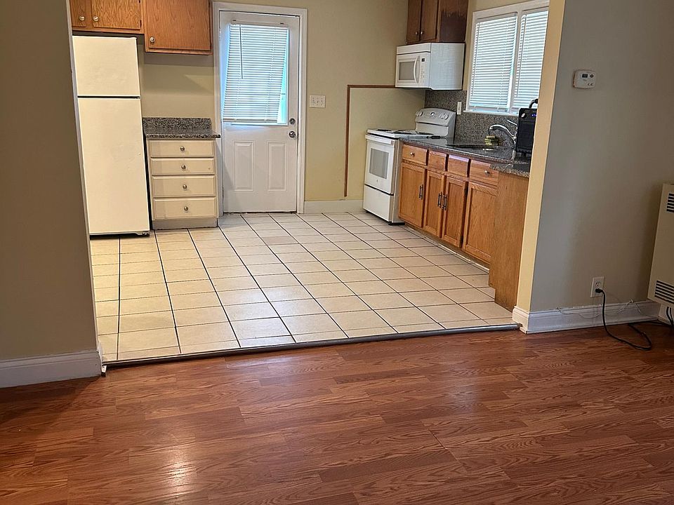 1st image of 11838 Belmont Ave