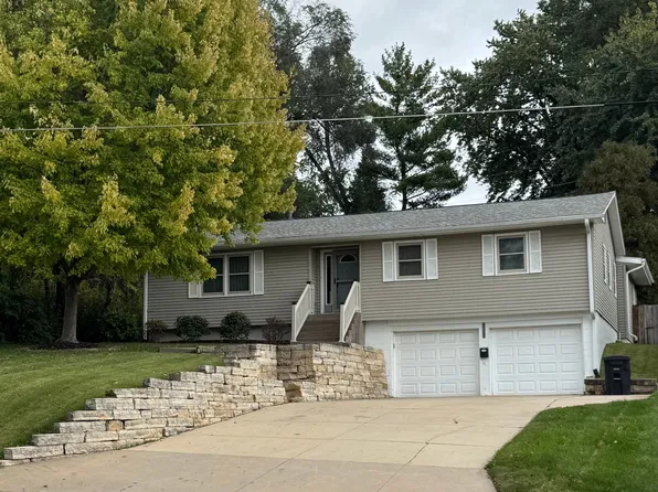 3805 24th St, Rock Island, IL 61201
