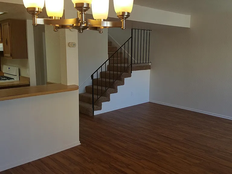 17610 Cameron Ln #H — Photo 6