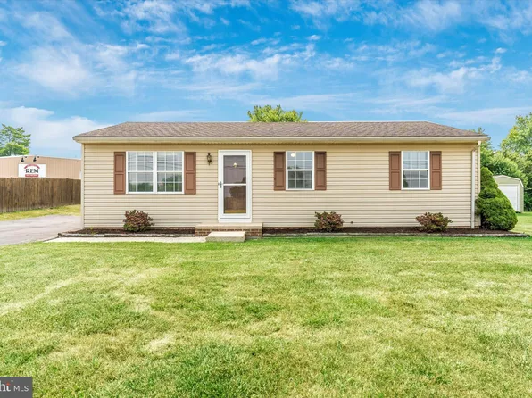 208 Maple Ave, Boonsboro, MD 21713