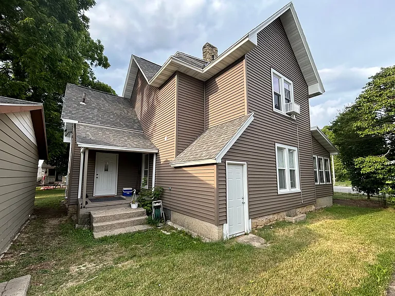 138 Depot St #A — Photo 15