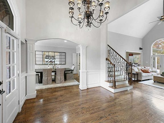 2nd image of 7046 Duncans Glen Dr