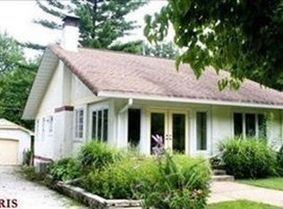 218 Jefferson Rd, Saint Louis, MO 63119