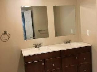 60 Fulton St, Keyport, NJ 07735