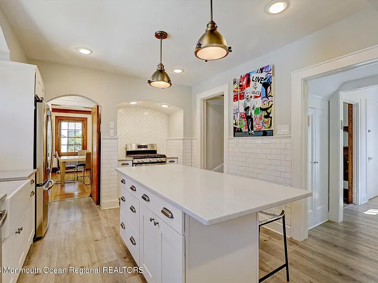 570 N Edgemere Dr #A — Photo 19