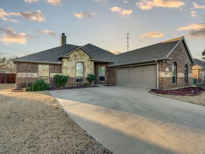 2195 Liriope Ln, Waxahachie, TX, 75165